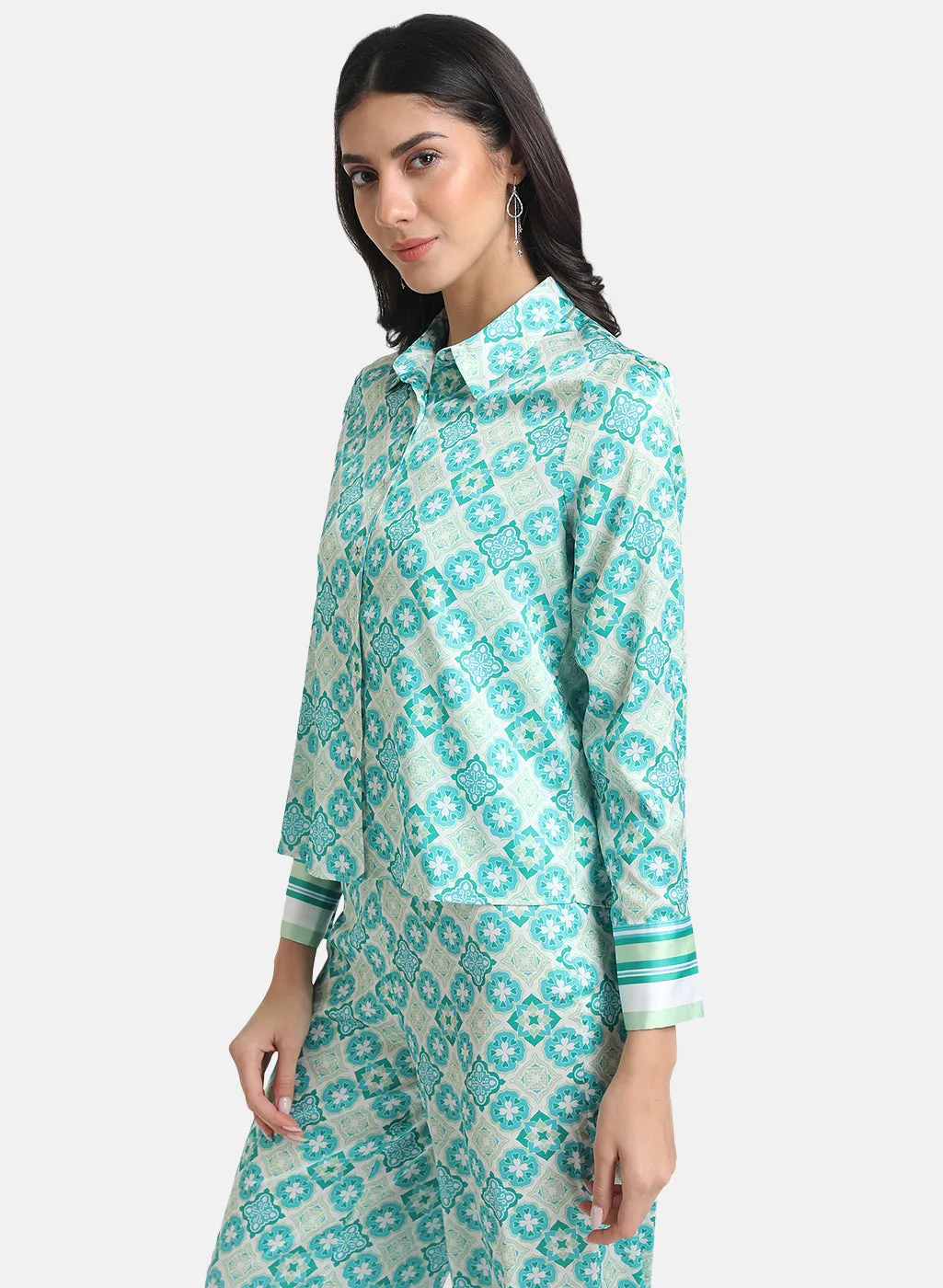 Border Print Patch Shirt