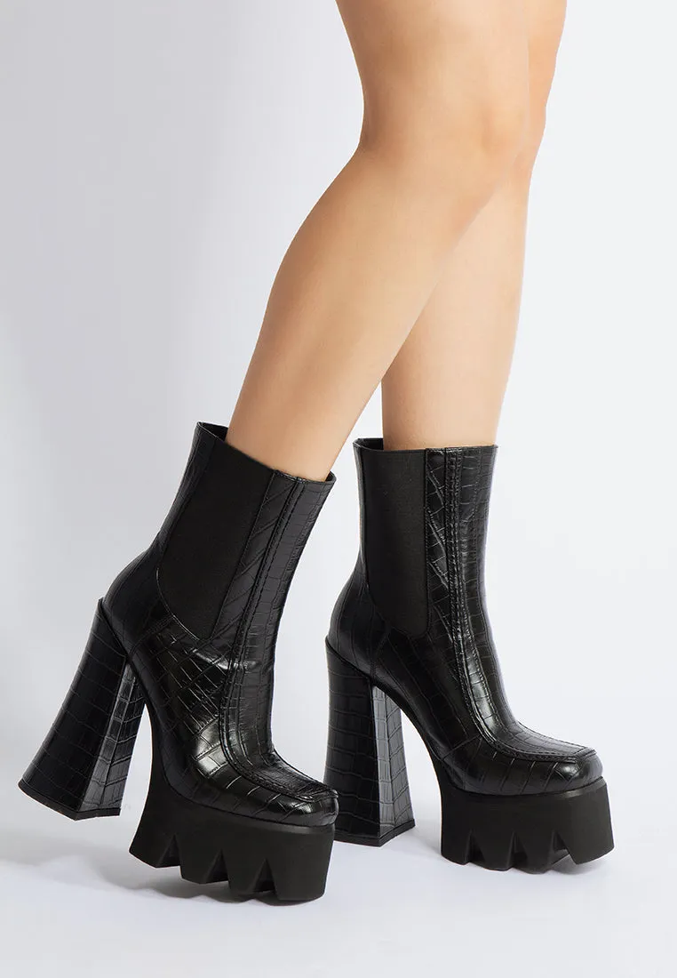 bounty high platform heel chelsea boots by London Rag