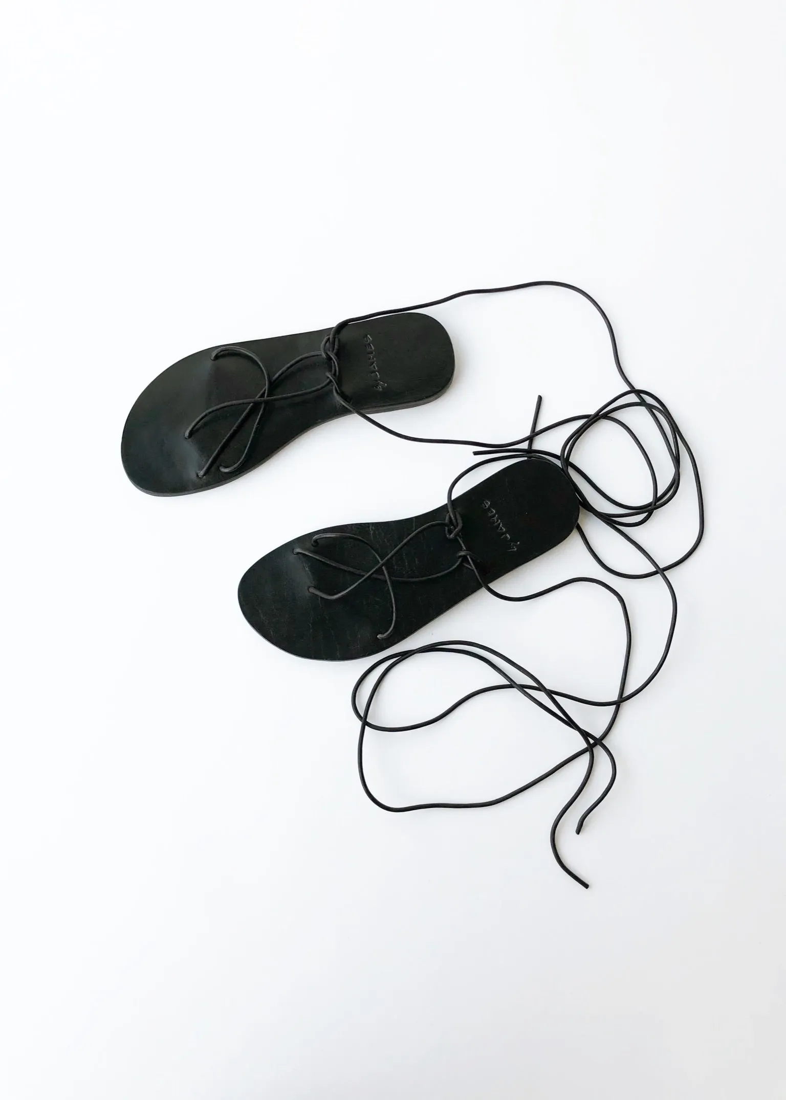 Thais Sandal - Black